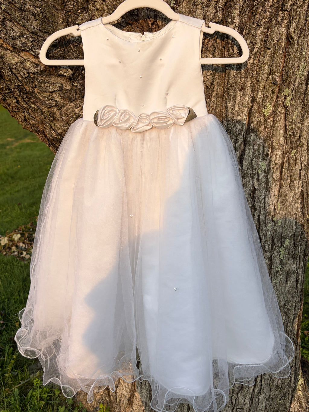 The Sweetie Collection Ivory Satin & Tulle Flower Girl Dress - Size 4